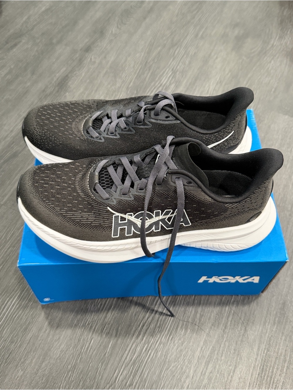 Hoka women’s mach6 Running Shoes 7.5B